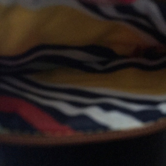 Nearly New Nine West Orange Wristlet 7x5. ❤️ - Picture 4 of 6